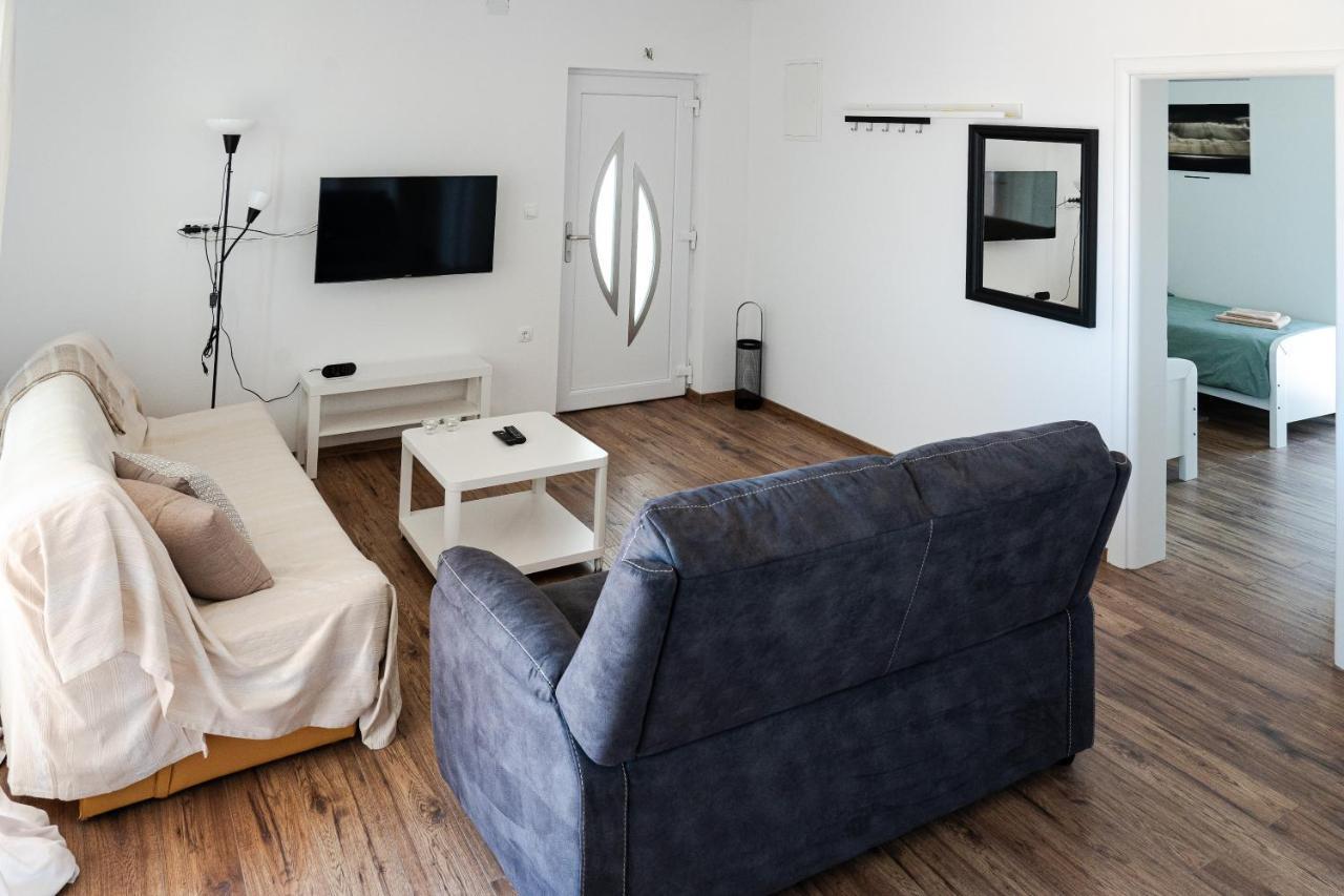 Station 22 - Brand New Apartment With A Terrace And Private Parking Vir Extérieur photo