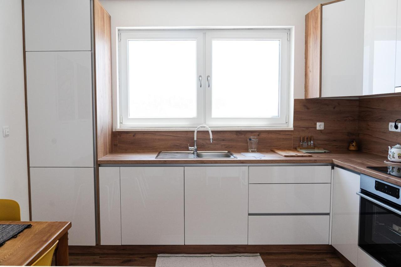 Station 22 - Brand New Apartment With A Terrace And Private Parking Vir Extérieur photo