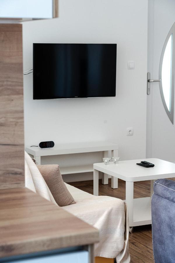 Station 22 - Brand New Apartment With A Terrace And Private Parking Vir Extérieur photo